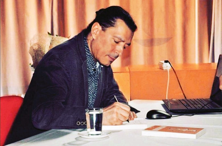 NTV program yapımcısı ve sunucusu, TRT Ankara Radyosu eğitim yorumcusu,