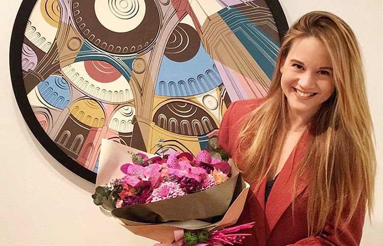 Şu sıralar “SEYAHATNAMEDEN – Yolculuklardan Çeşitli Tadlar, Pullar ve Kartpostallar”