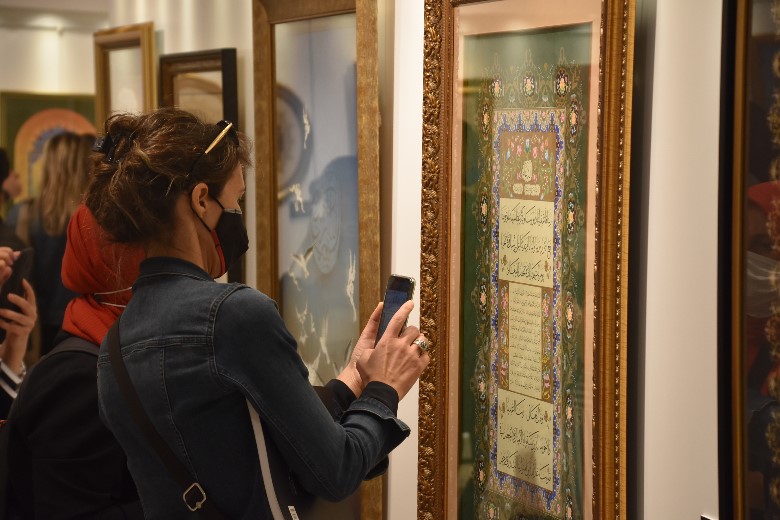 9’u yabancı 59 sanatçının toplam 59 eseriyle katıldığı Uluslararası Geleneksel