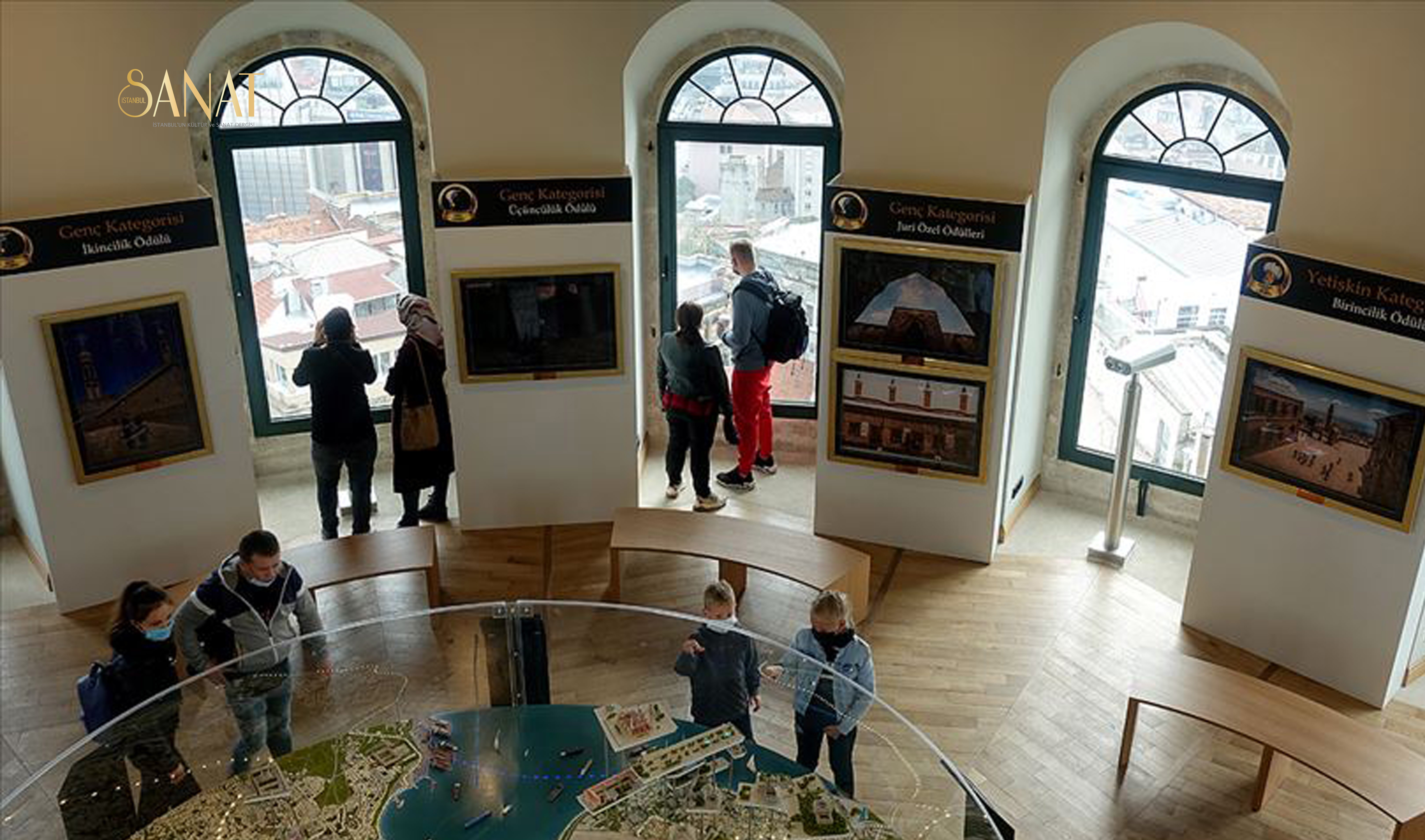 “Benim Objektifimden Vakıf Medeniyeti” başlıklı&nbsp;fotoğraf sergisi,&nbsp;Galata Kulesi’nde ziyarete açıldı. Vakıflar