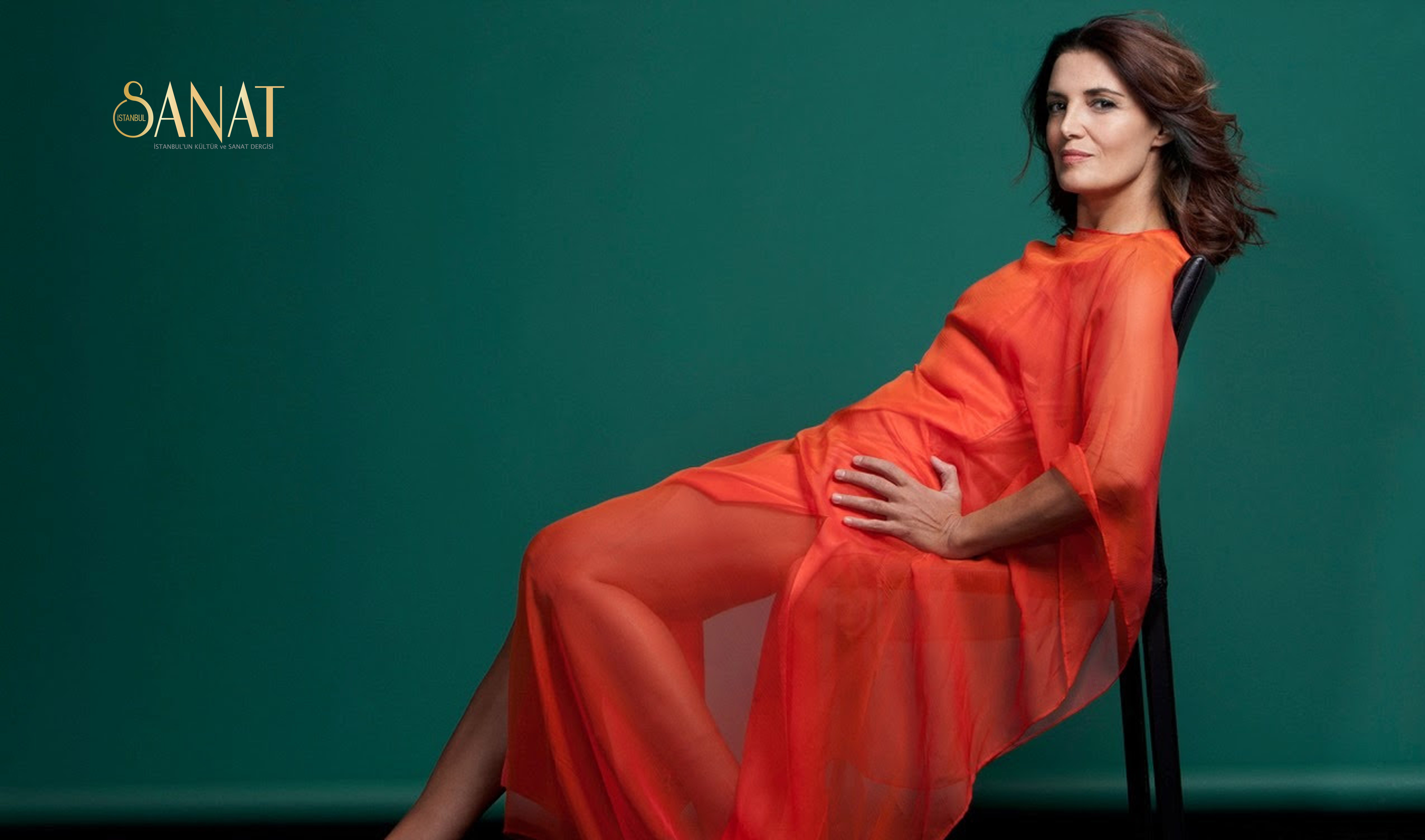 Ülkemizde pek çok kere konser veren sanatçılar arasında bizlerle ayrı