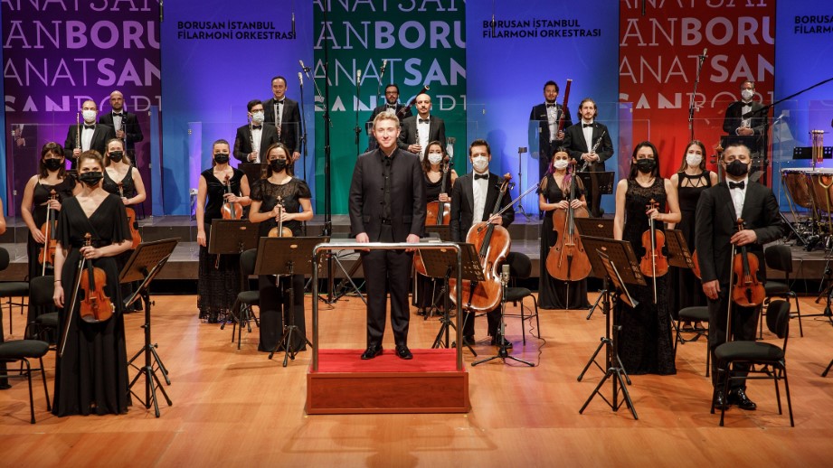 Borusan Sanat, dijital platformlar üzerinden dinleyicileri ile buluşmaya devam ediyor.