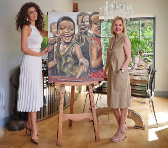 Reklamcı ve sunucu Banu Sağnak Erten ve Y. Mimar Bahar