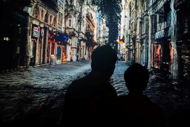 Genç Türk sanatçı Zeynep Abeş Memory Place adlı üç enstalasyon çalışmasını Uluslararası