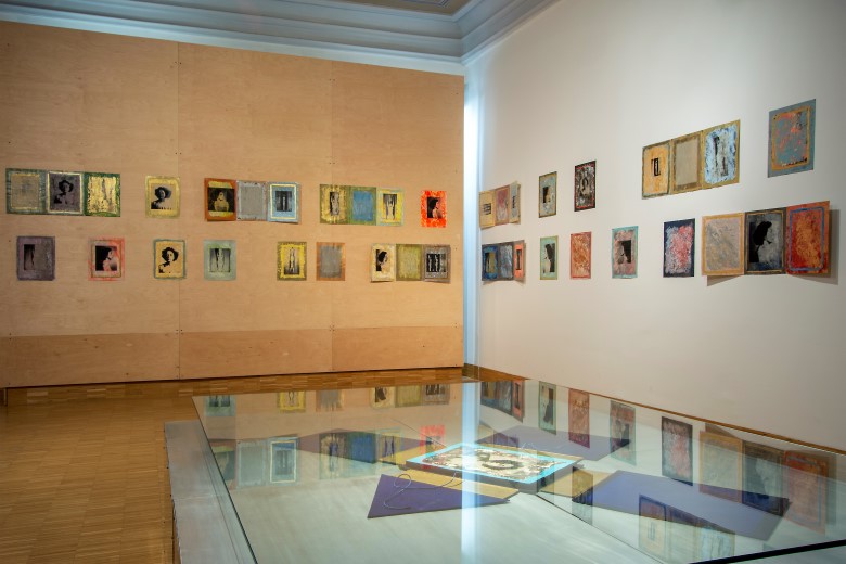 İpek Duben’in kırk yılı aşan pratiğini yansıtmak üzere hazırlanan en