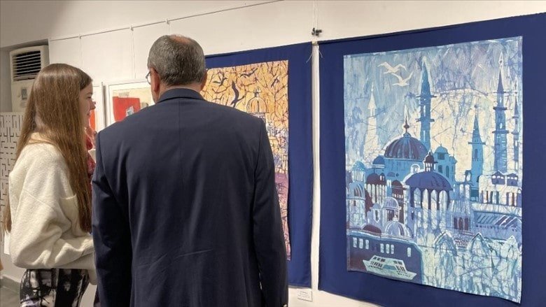 Türkiye ve Rusya’dan 16 genç sanatçının resimlerinin yer aldığı “Rus-Türk