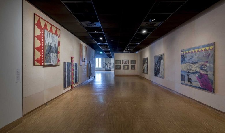 SALT’ın, Ten, Beden, Ben sergisinden seçili işleri inceleyen çevrimiçi “Yakından