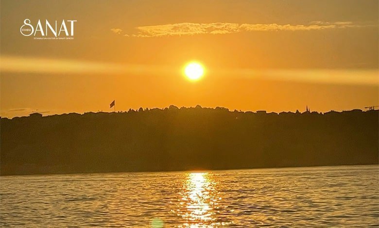 “Güzelliğindeki tazelik büyüsü henüz besbelli, sana bakan gözler hâlâ üstüne