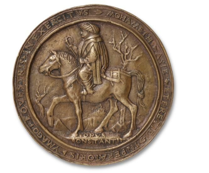 İBB, dünyada sadece 4 nüshası bulunan Fatih Madalyonunu Londra’da düzenlenen