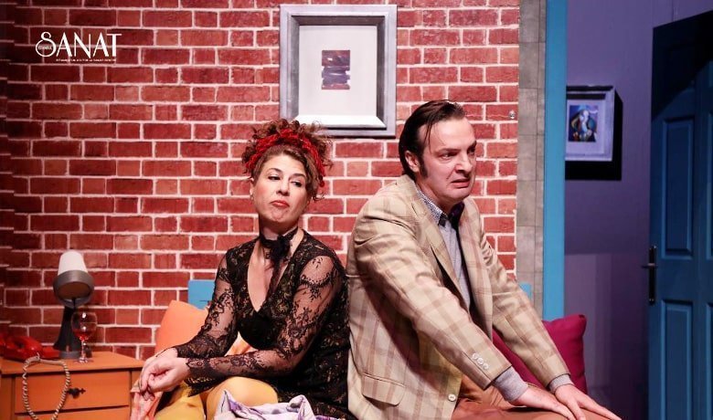 İstanbul Büyükşehir Belediyesi (İBB) Şehir Tiyatroları’nın beğeniyle izlenen oyunu “Yatak
