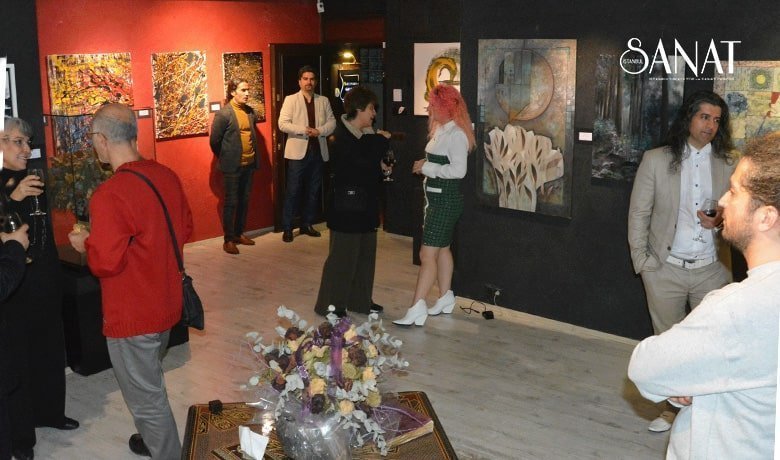 İran asıllı Parisa Karamnezhad’ın sahibi olduğu Art Parisa Galeri, ülkesinden