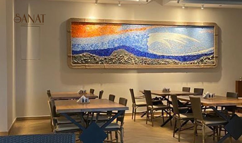 Ressam Tülin Kaynak ’ın soyut resimlerindeki gizemli dinamizmi, yeni bir