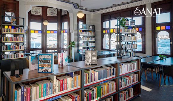 Gün içerisinde birçok İstanbullunun yolunun düştüğü, İstanbul’un en işlek noktalarından