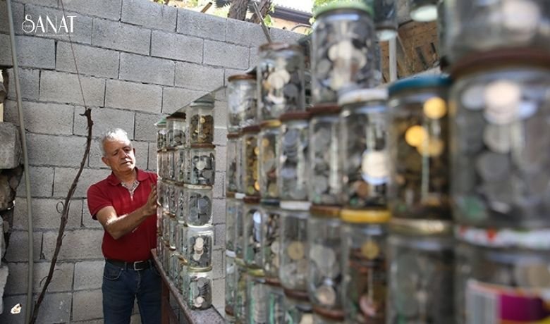 Hollanda’nın Rotterdam şehrinde 1989’da yerde bulduğu 1 sentle para toplamaya