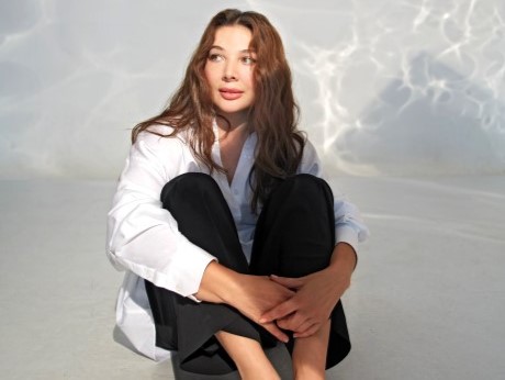 Yazar-Sanatçı Eylem Tok ile sanata dair keyifli bir söyleşi gerçekleştirdik.