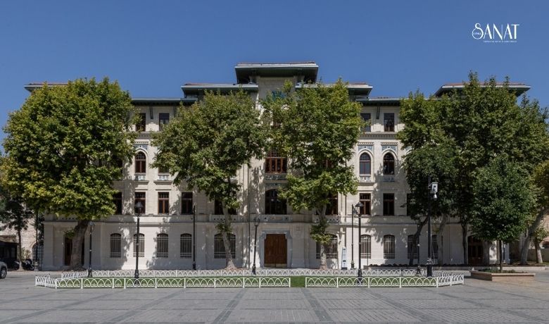 Ayasofya’nın 1700 yıllık tarihini en son teknolojilerin yardımıyla görsel ve