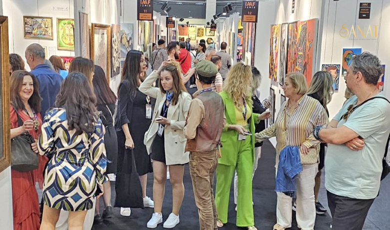 Geçtiğimiz gün kapılarını açan İzmir Sanat ve Antika Fuarı (IAAF