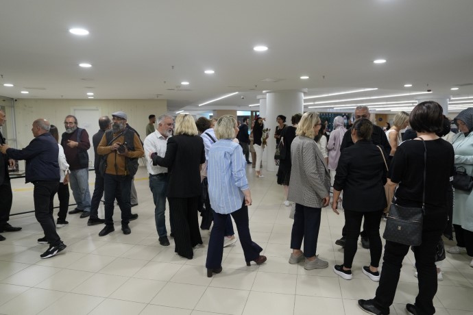 Kartal Belediyesi Fuaye Alanı, Soğanlık Kültür Merkezi Çini Atölyesi öğrencilerinin