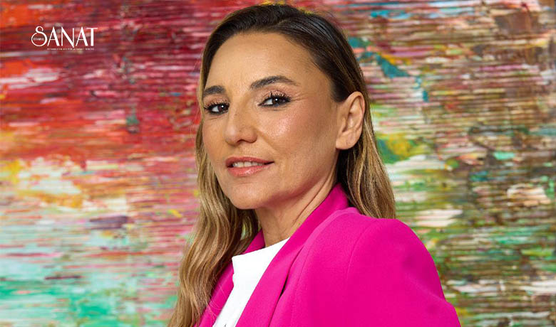 Burcu Ünlü, uluslararası sanat dünyasında dikkat çekmeye devam ediyor. Sanatçı,