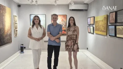 Göztepe G&G Sanat Merkezi, kapsamlı bir sergiye ev sahipliği yapıyor.