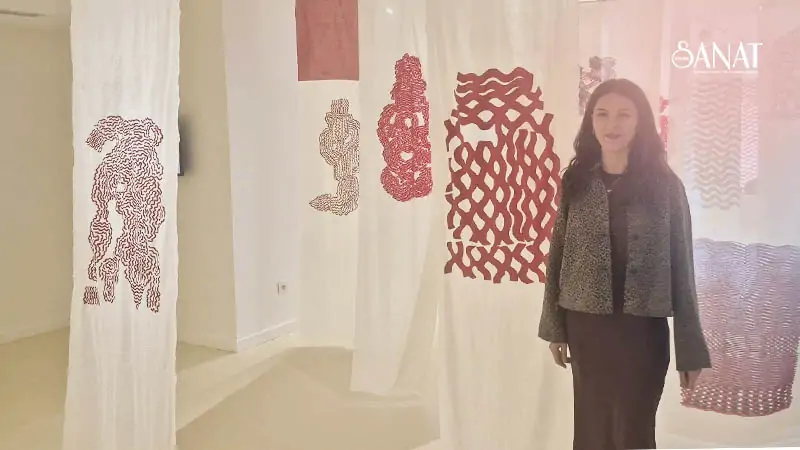 Decollage Art Space, 30 Eylül-2 Kasım tarihleri arasında genç sanatçı