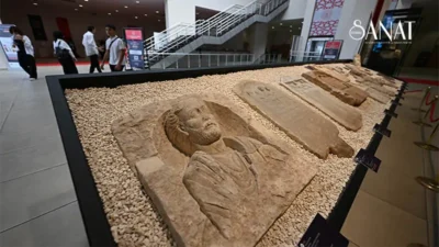 Dünyaca ünlü “Çingene Kızı” mozaiğinin yanı sıra birçok nadide esere