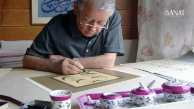 Nesillerin hocası, tasarımcı, yönetici, grafik tasarım söz konusu olduğunda Cumhuriyet