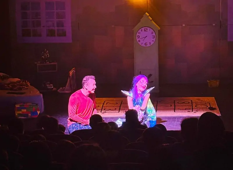 Perili Sahne, teknoloji çağında büyüyen çocuklara zamanı, dostluğu ve hayal