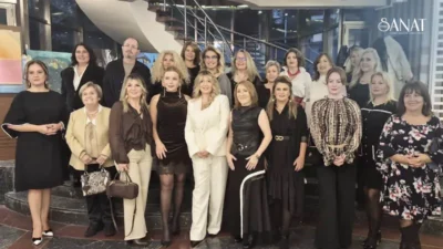 Büyük Kulüp Sergi Salonu, “Treasures” (Hazineler) adı verilen önemli bir