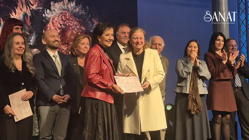 Kolektifin Belleği: İBB Koleksiyonları