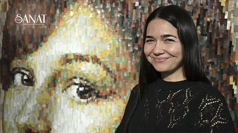 Sanatçı Deniz Sağdıç, Ankara Esenboğa Havalimanı’nda yolcular tarafından unutulan ve