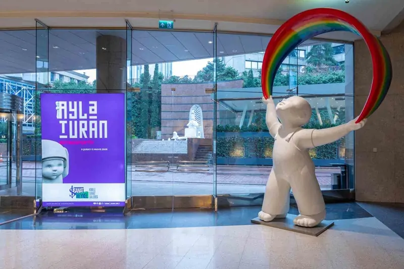 ‘Ayla Turan Retrospektif’ sergisi, İş Sanat Kibele Sanat Galerisi’nde yılın