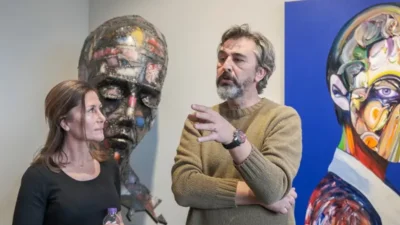 Alpek Sanat’ta düzenlenen&nbsp;Görünür / Gizli&nbsp;sergisi kapsamında gerçekleştirilen “Sanat Üzerine Sohbetler”in