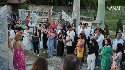 Sanatın farklı disiplinlerini kapsayıcı bir platformda bir araya getiren Arnica