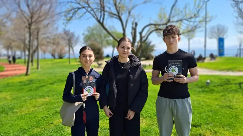 Irmak Okulları öğrencileri, “Gezgin Kitaplar” projesiyle okuma kültürünü yaygınlaştırıyor ve