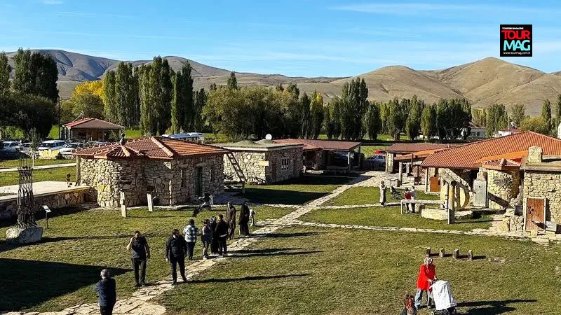 Bayburt’ta Anadolu’nun kültürel mirasını, geleneksel yaşamını ve mimari dokusunu yaşatan